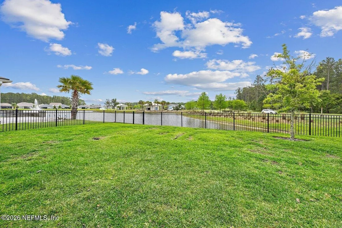 Photo of 174 MYRTLE OAK Court