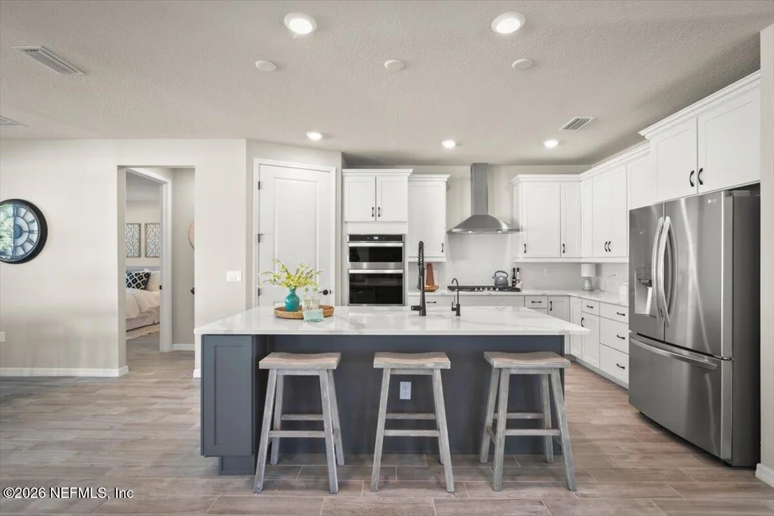 Photo of 10988 TOWN VIEW Drive