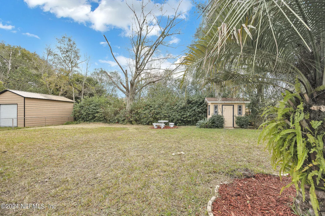 Photo of 6942 ROLLO Road