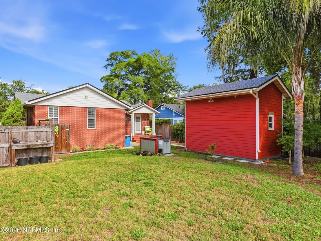 Photo of 2223 BAYVIEW Road