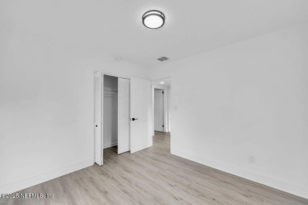 Photo of 5489 OAK FOREST Drive
