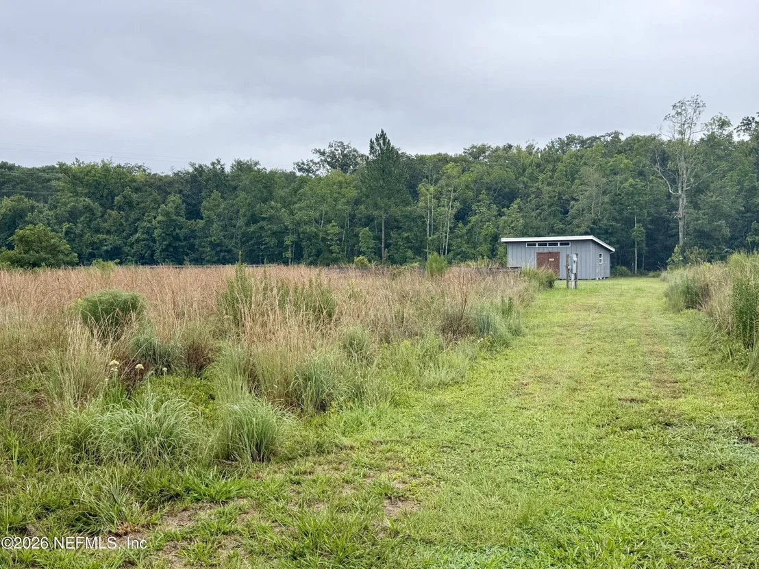 Photo of 6985 WOODWARD Road