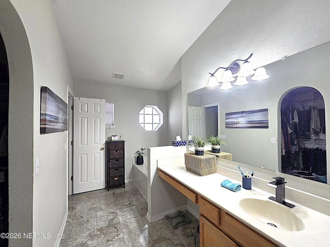 Photo of 11109 PEERLESS Lane