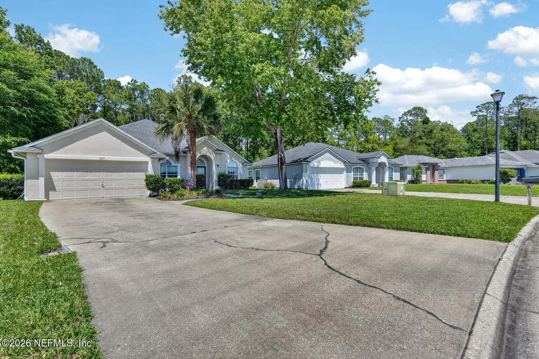 Photo of 257 JOHNS GLEN Drive
