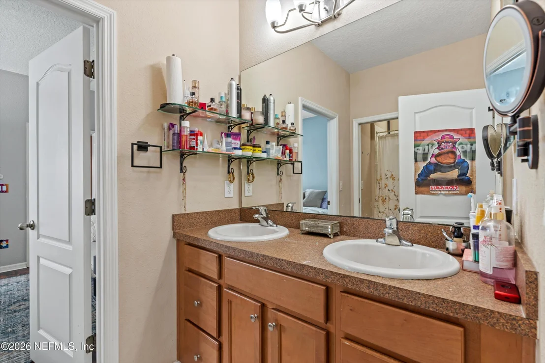 Photo of 104 MOSELLE Lane