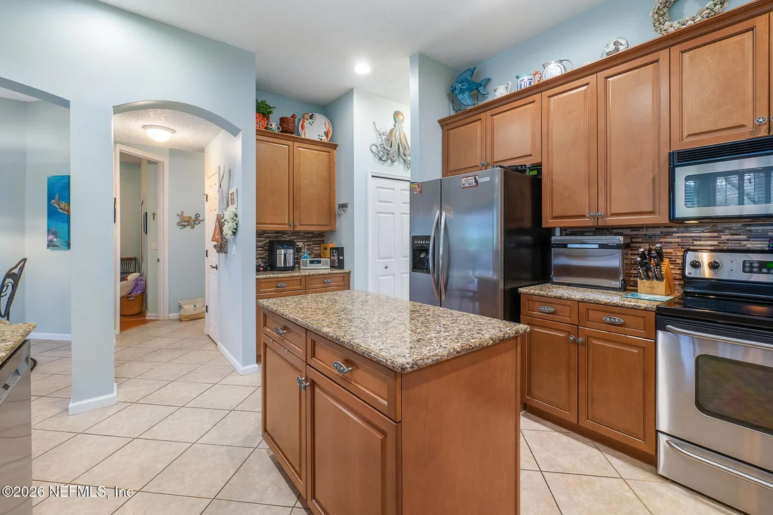 Photo of 376 VALVERDE Lane