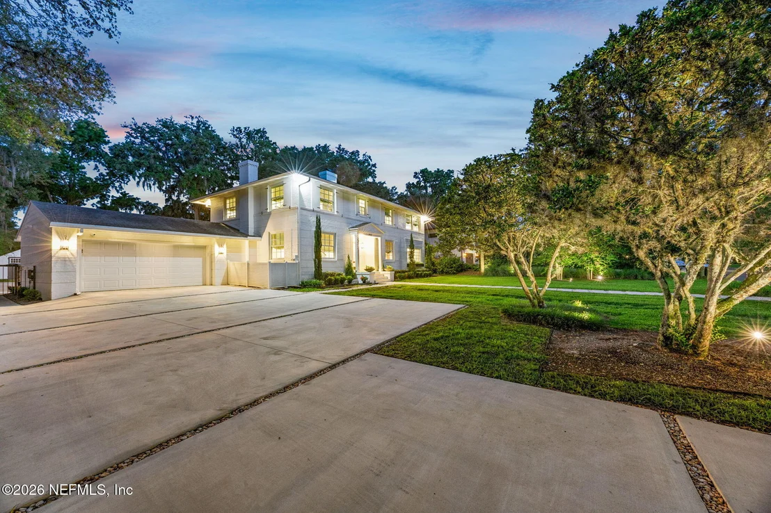 Photo of 944 ELDER Lane