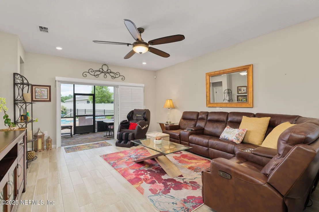Photo of 124 TINTAMARRE Drive
