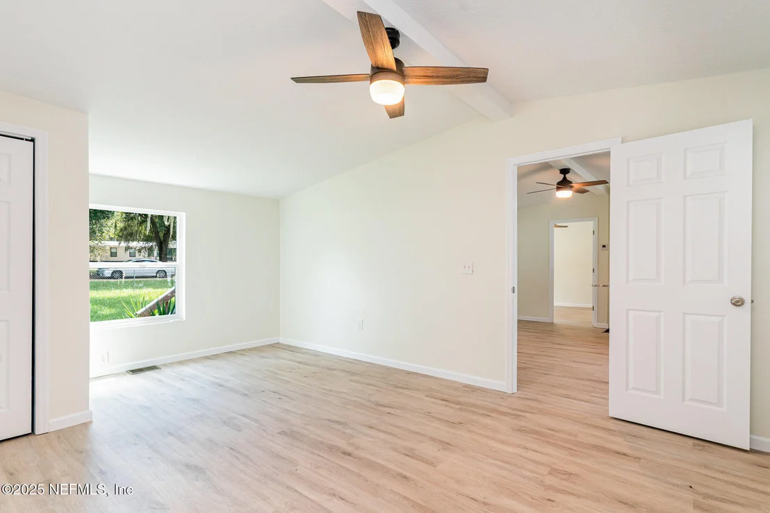 Photo of 133 WALKER Drive