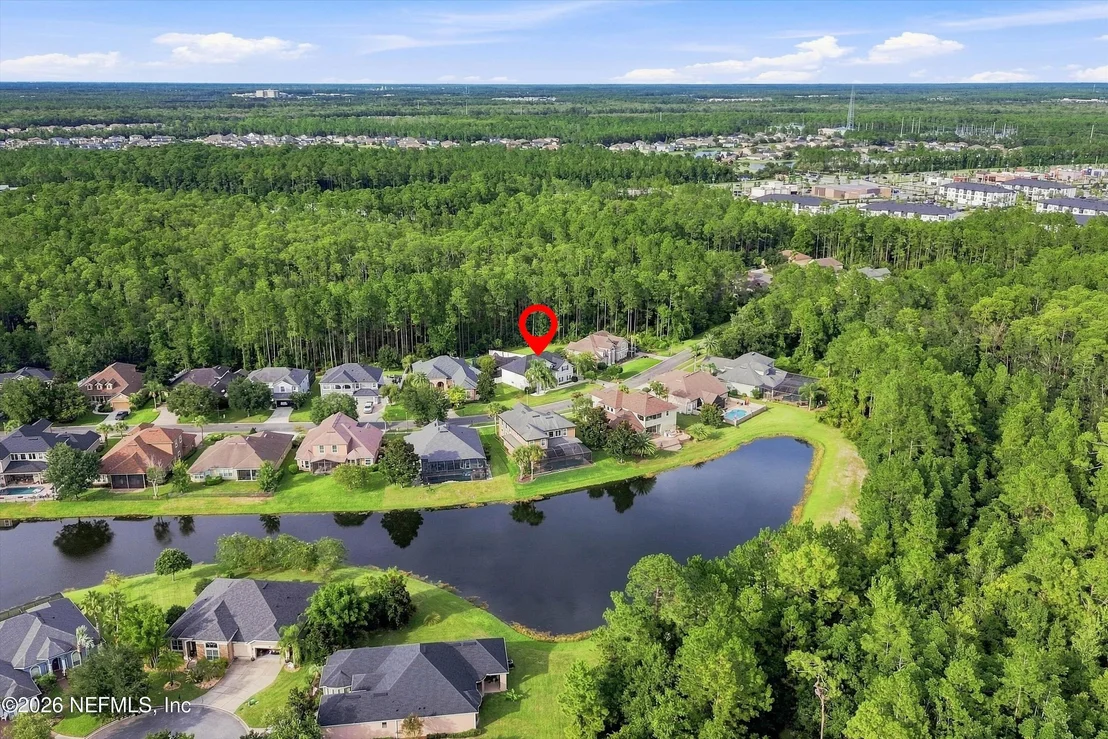 Photo of 570 SADDLESTONE Drive