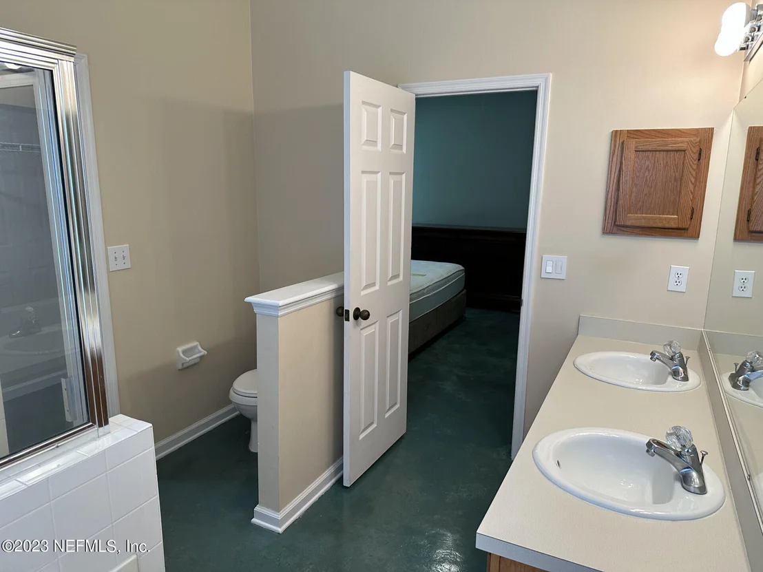 Photo of 209 IVY LAKES Drive
