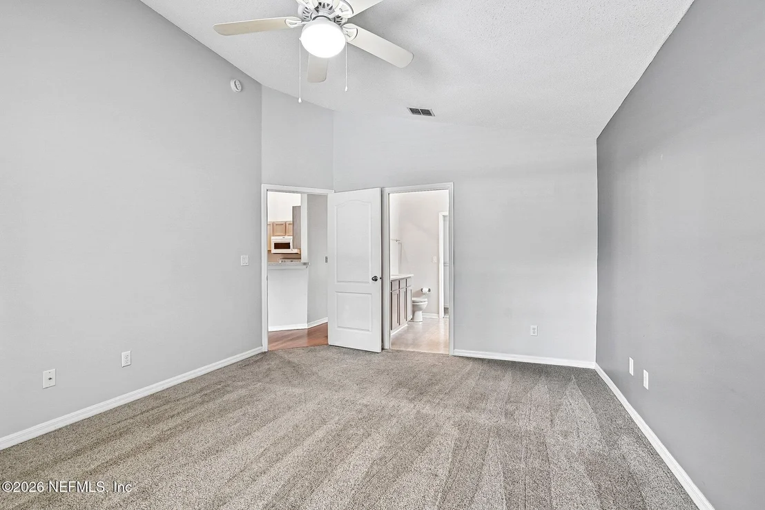Photo of 912 BUTTERCUP Drive