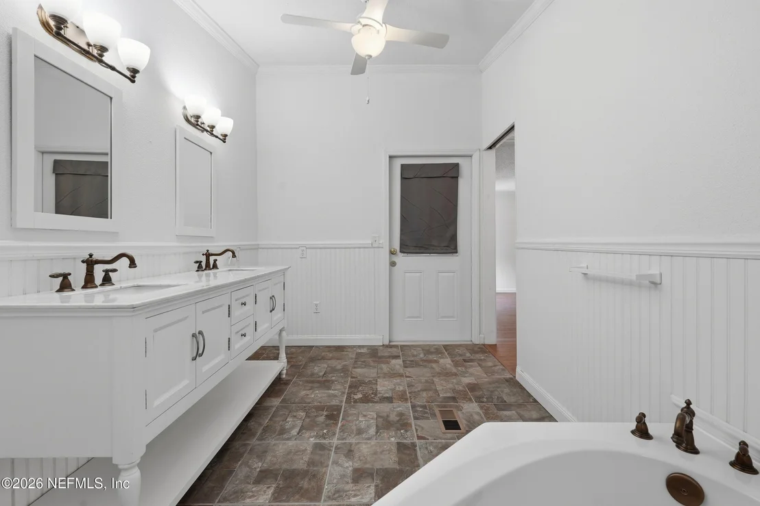 Photo of 6737 HIGHLAND Drive