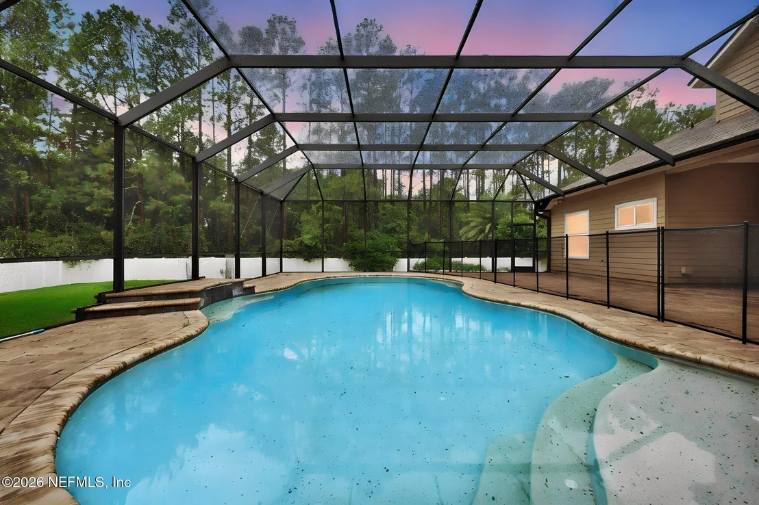 Photo of 879 SONGBIRD Drive