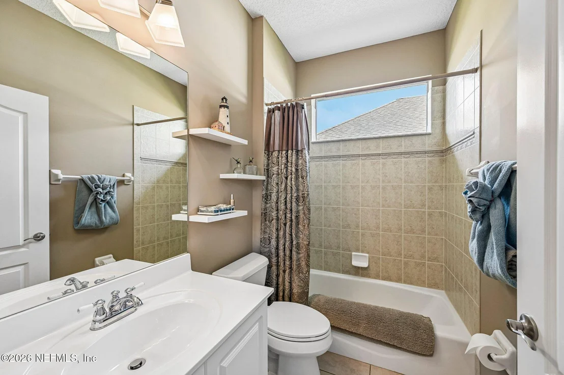 Photo of 325 ISLAND GREEN Drive