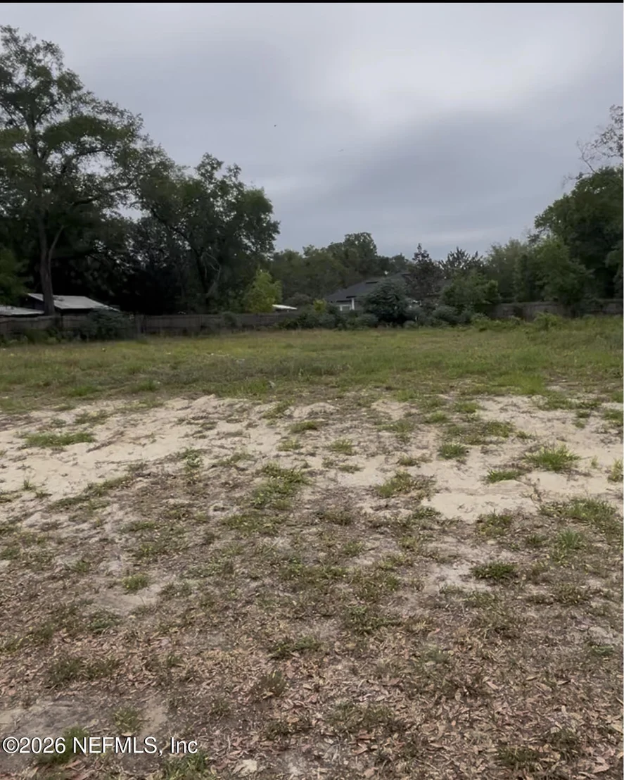 Photo of 11557 AYALA Road