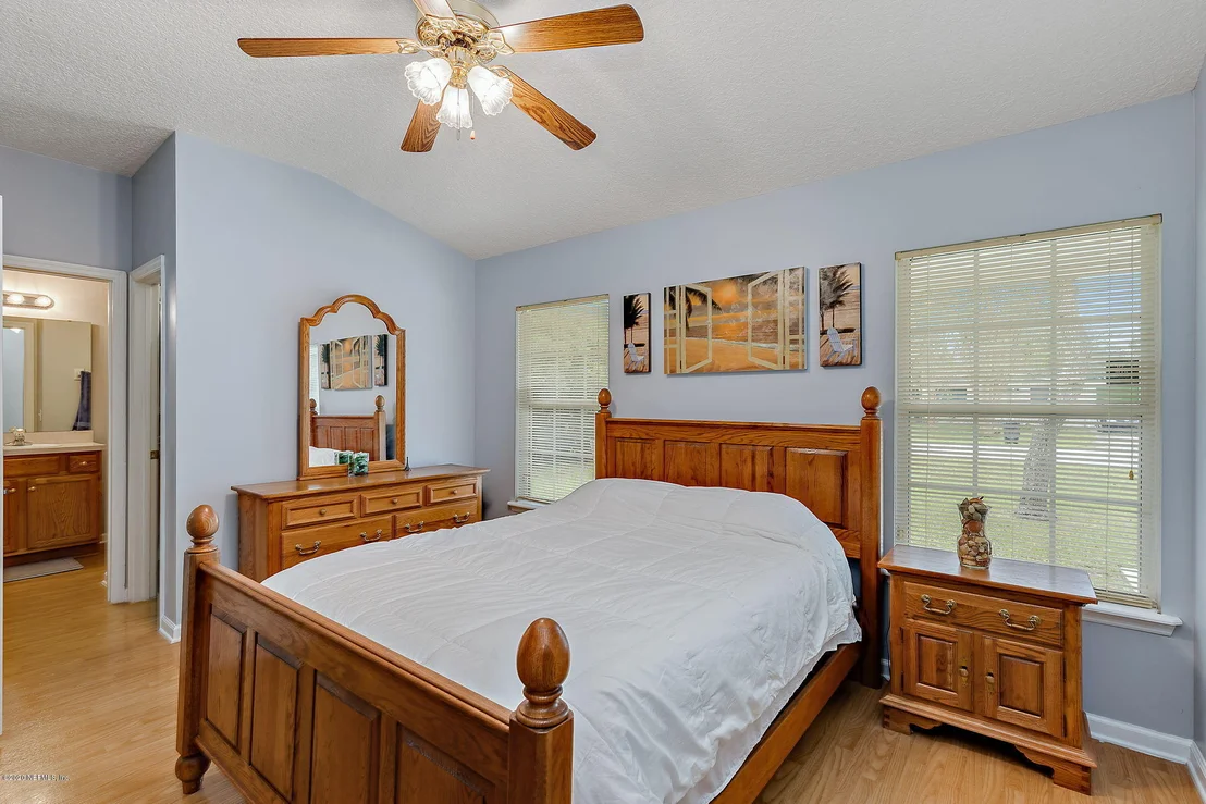 Photo of 351 LINDEN Lane