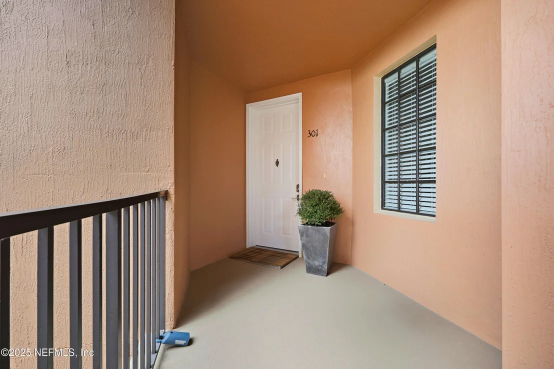 Photo of Unit 301 at 210 PASEO TERRAZA
