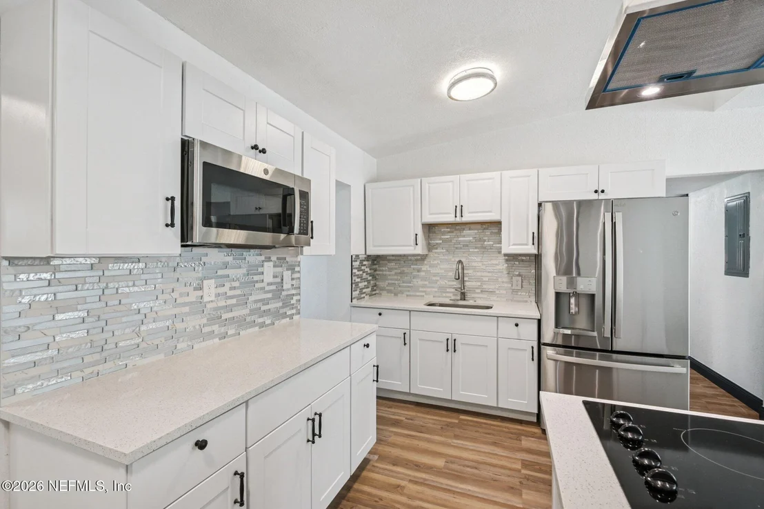 Photo of 5347 KEYSTONE Drive N