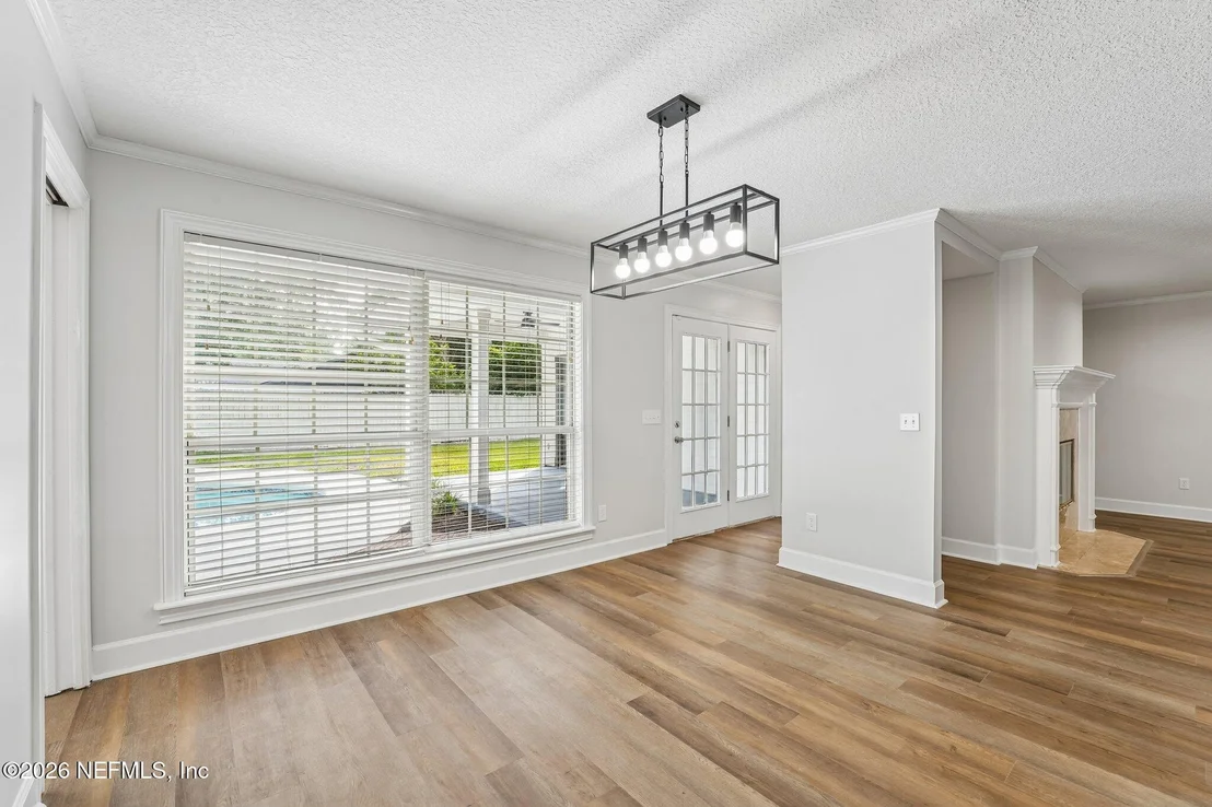 Photo of 1607 SHEFFIELD Place
