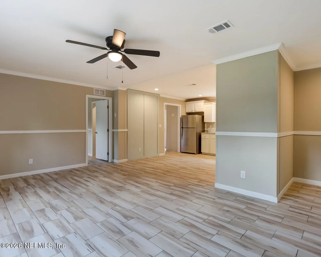Photo of 11386 DEERWOOD Circle