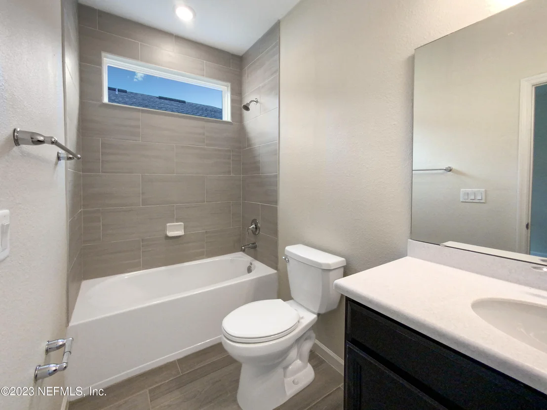Photo of 1710 AMBERLY Drive