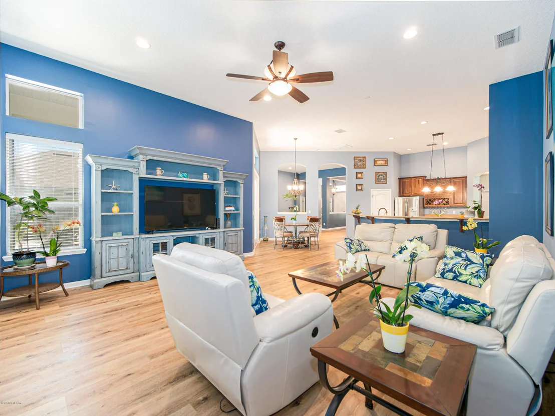 Photo of 14338 BIG SPRING Street