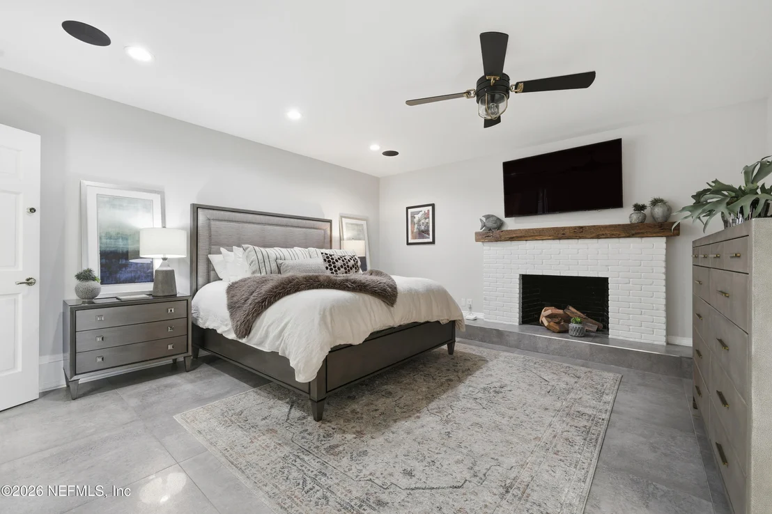 Photo of 3418 LANDS END Drive