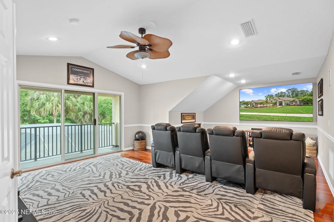 Photo of 389 SUMMERSET Drive
