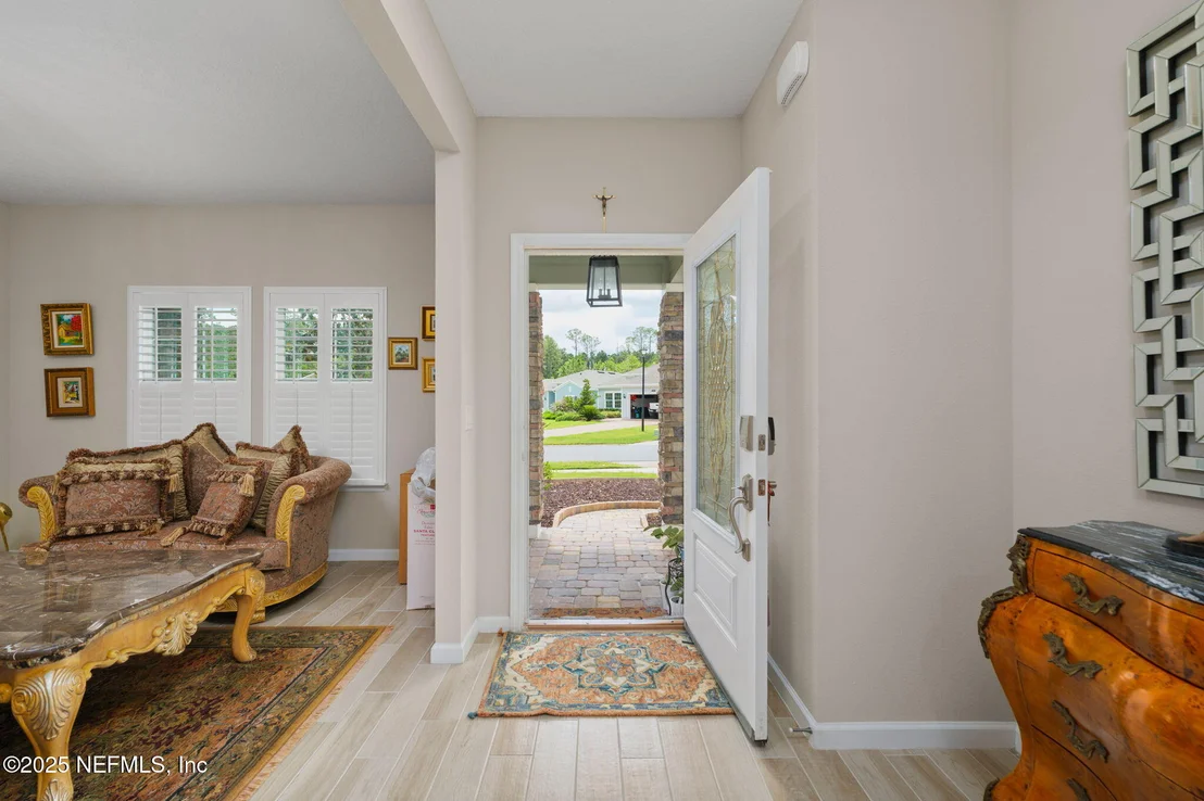Photo of 124 TINTAMARRE Drive