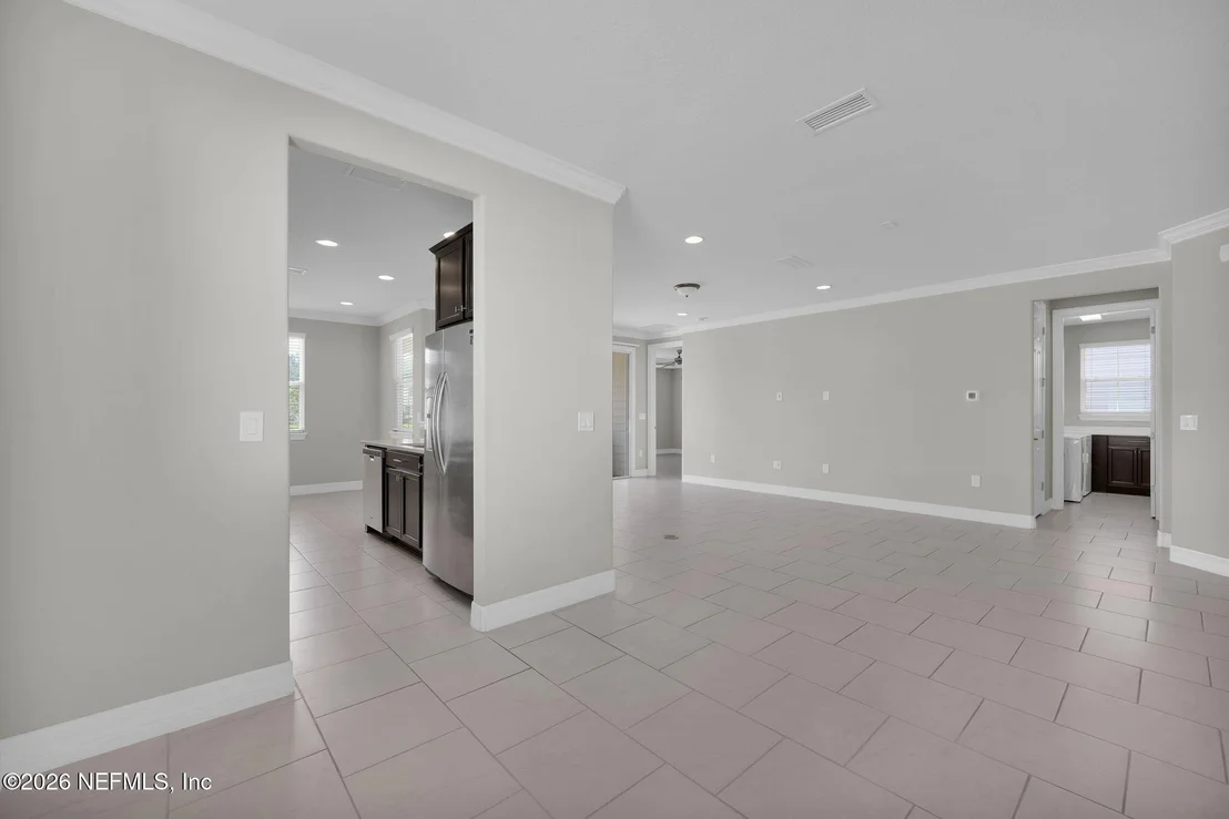Photo of 164 FRONT DOOR Lane