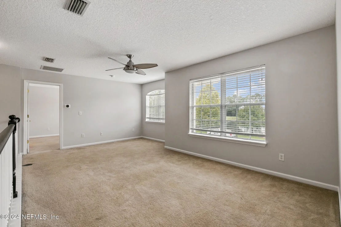 Photo of 4120 LONICERA Loop