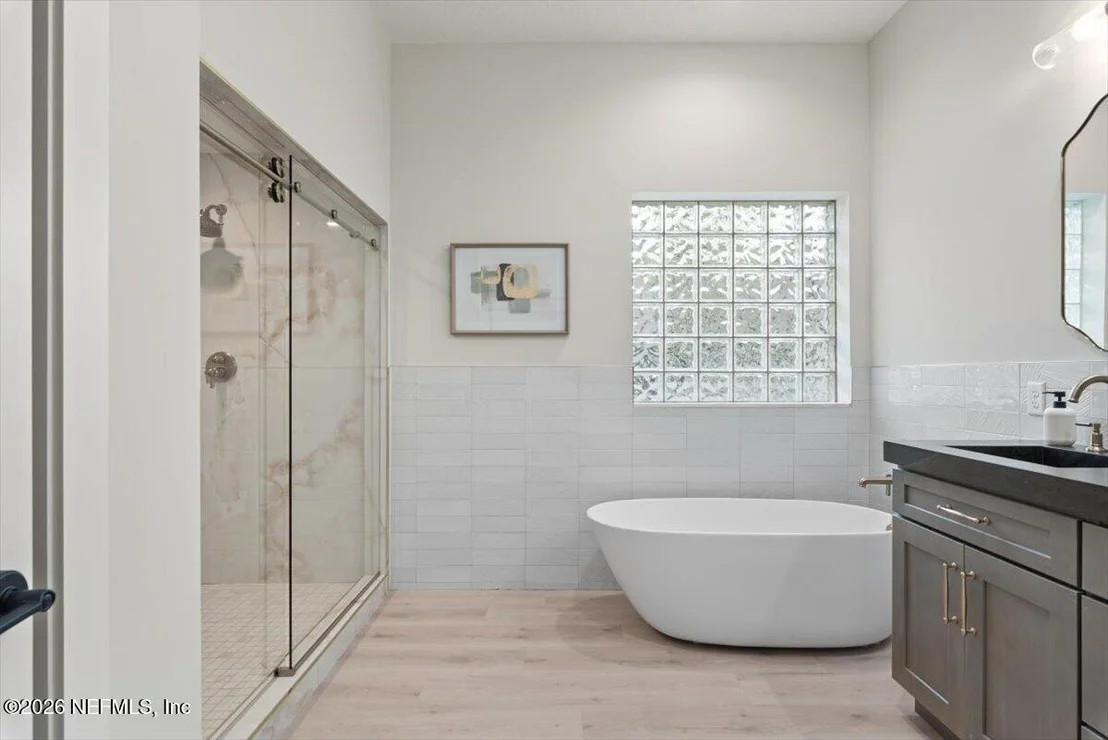Photo of 3845 HARBOR Drive
