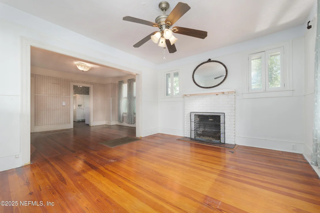 Photo of 4 FLETCHER Lane