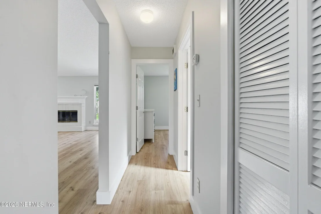 Photo of 421 CHICOPEE Court