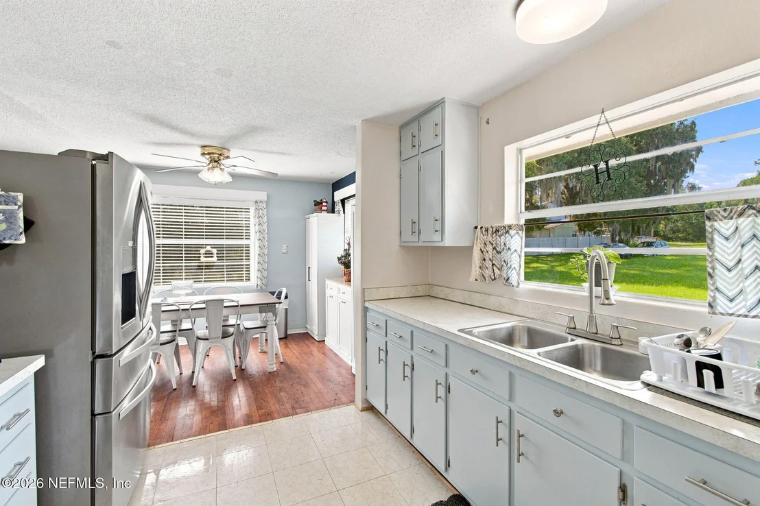 Photo of 920 READ Avenue