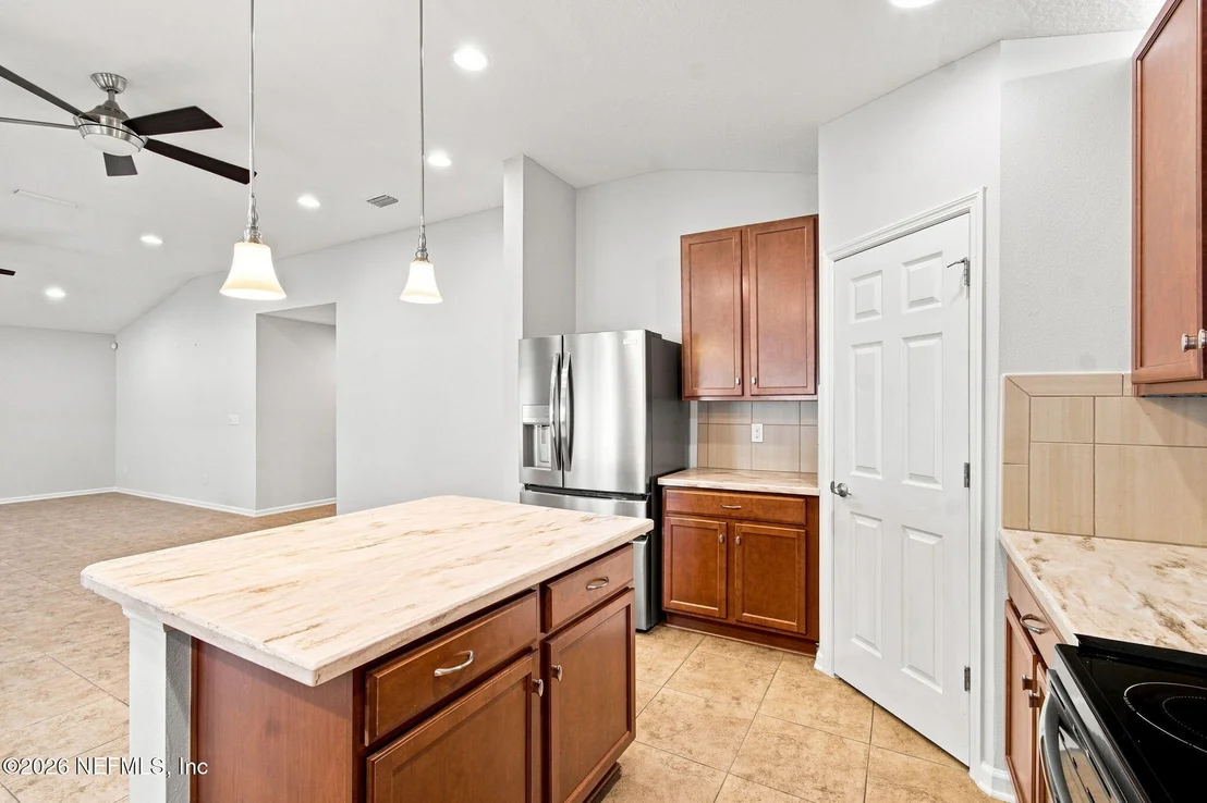 Photo of 9592 ABBY GLEN Circle