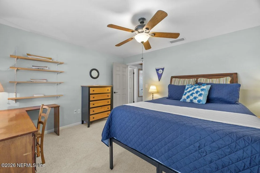 Photo of 409 LOBELIA Road