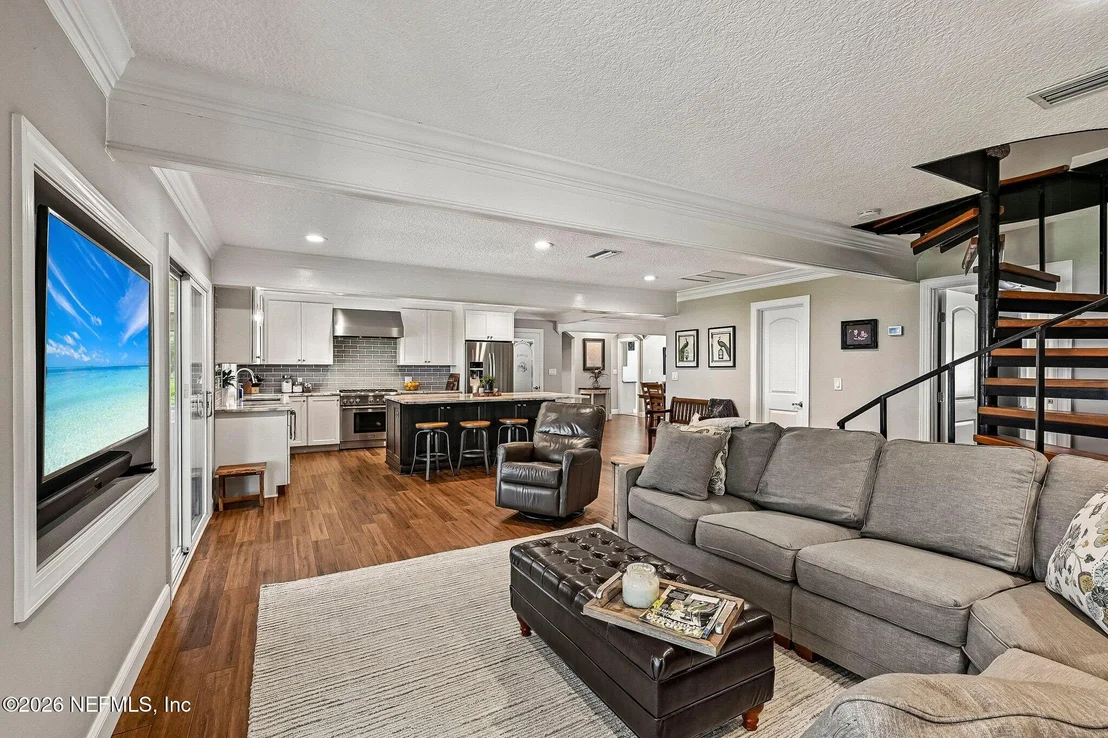Photo of 4745 RAGGEDY POINT Road