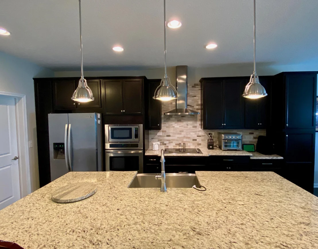 Photo of 114 MERCUTIO Lane