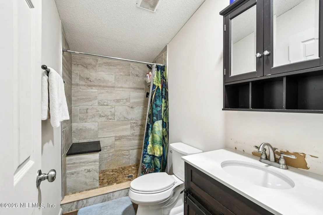 Photo of 11710 FAYE Road