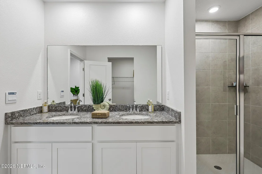 Photo of 1083 WELDA Lane