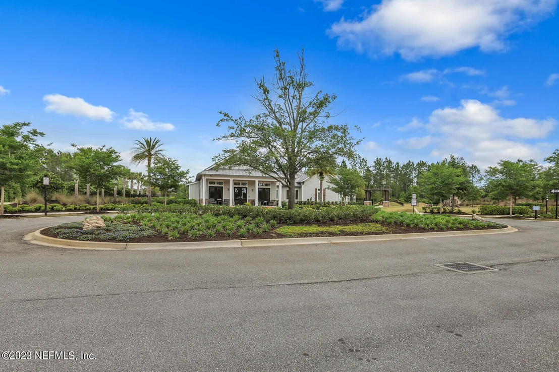 Photo of 557 PINE HAVEN Drive