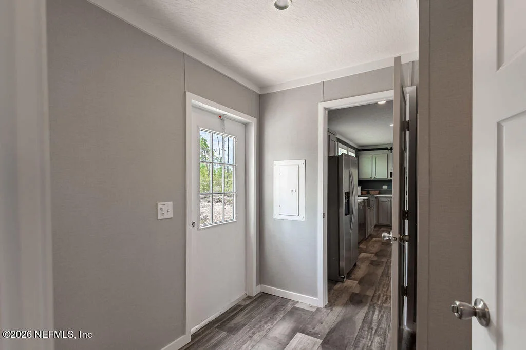 Photo of 230 REDEYE Road