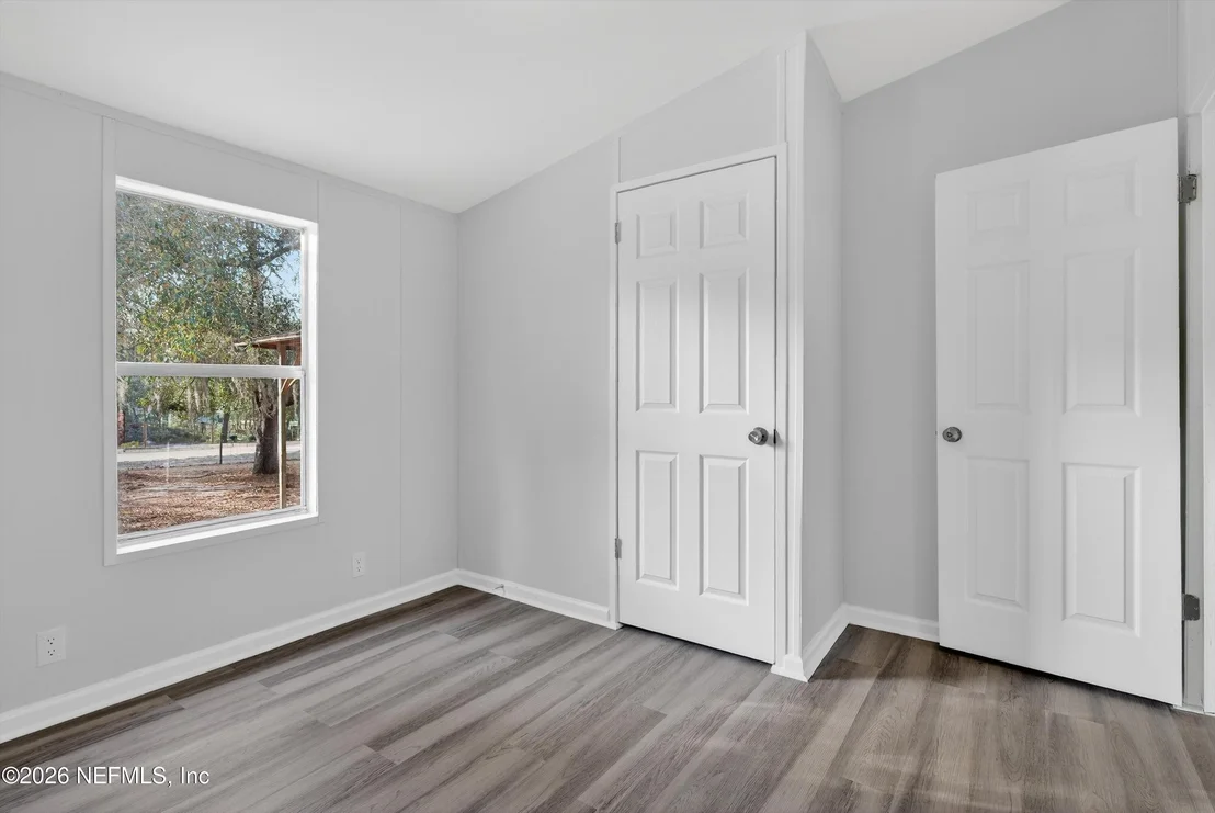 Photo of 7595 OAK FOREST Road