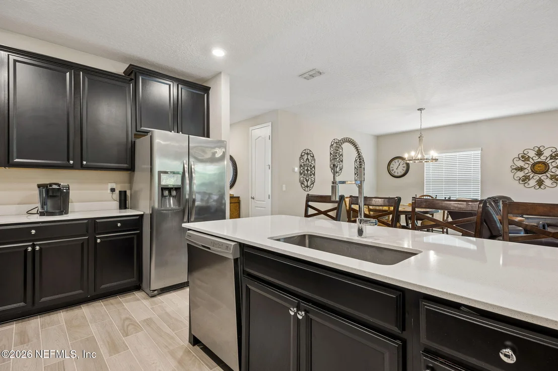 Photo of 220 RIVERCLIFF Trail