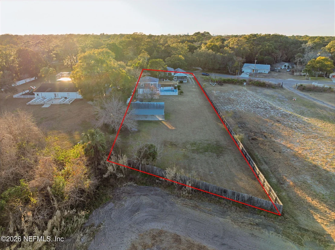 Photo of 1863 LIVE OAK Drive