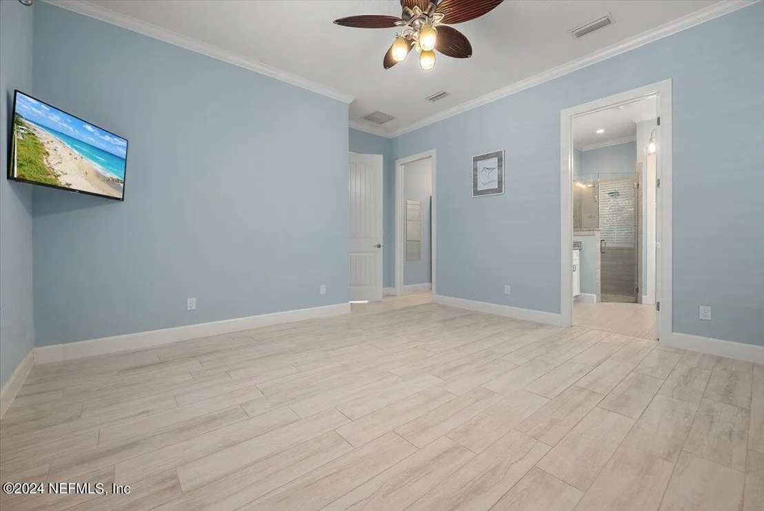 Photo of 92 OCEANVIEW Drive
