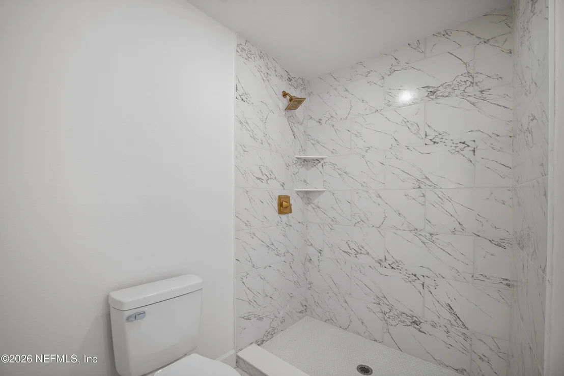 Photo of 4560 CRESCENT Street