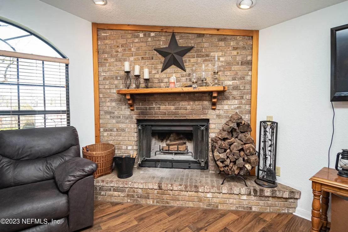 Photo of 5892 NW 201st Way